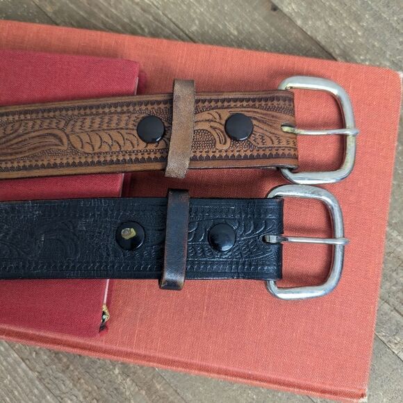 Embossed Leather Belt bundle Brown and black leather silver buckle - 33-36 - Picture 1 of 7